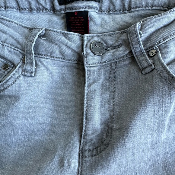 Earl Lt. Gray Jeans - Picture 3 of 5